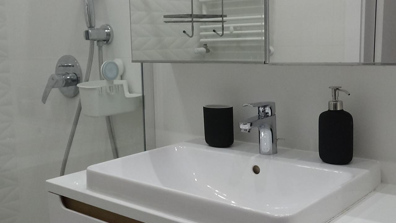 Esperion 7 Days Apartment Warsaw Ngoại thất bức ảnh