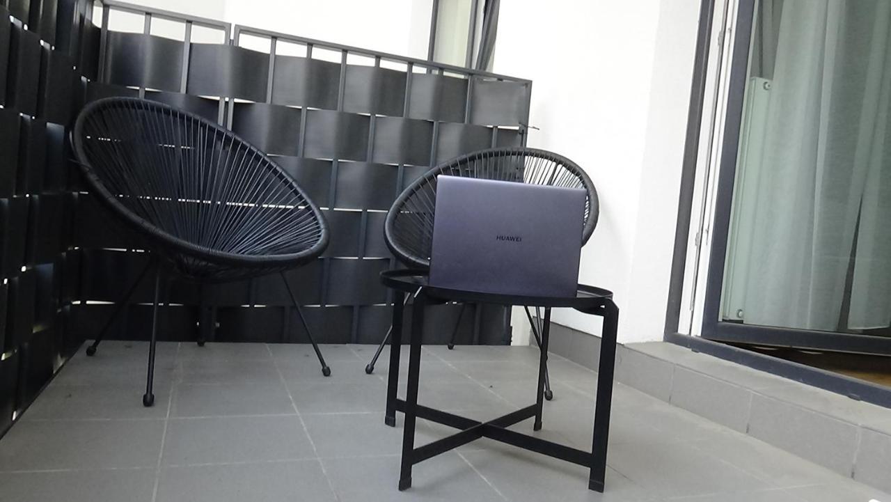 Esperion 7 Days Apartment Warsaw Ngoại thất bức ảnh