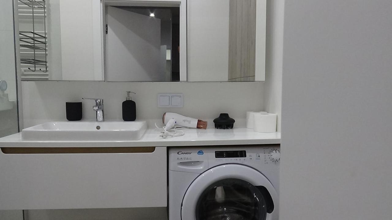 Esperion 7 Days Apartment Warsaw Ngoại thất bức ảnh